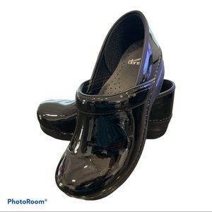 NWOT Dansko Professional Clog